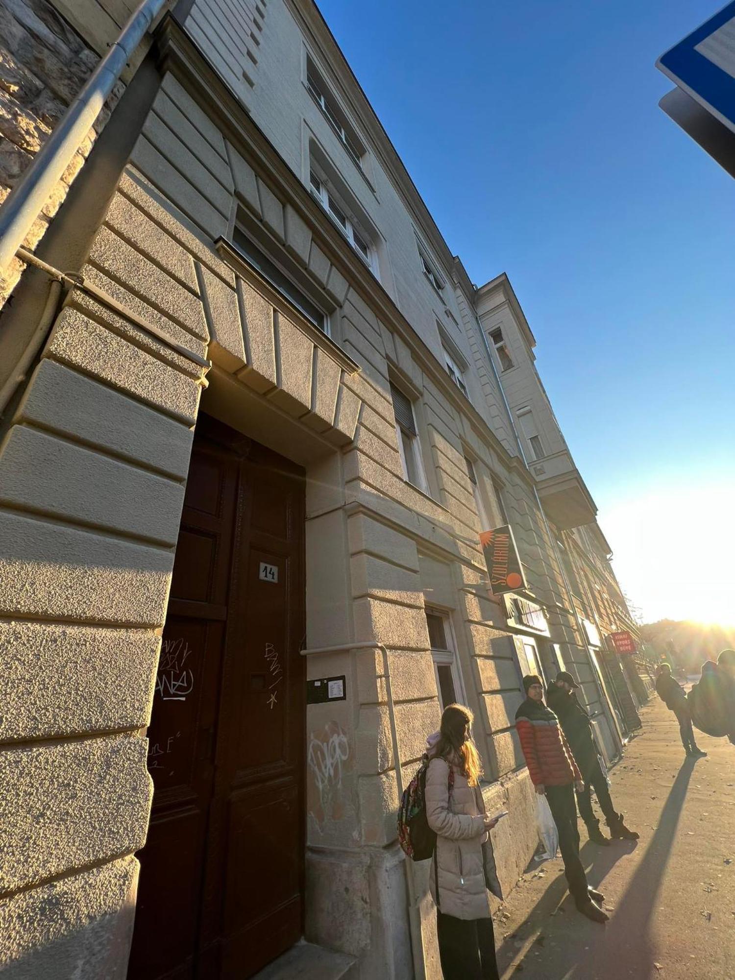 Goldensun Apartment Budapest Exterior foto